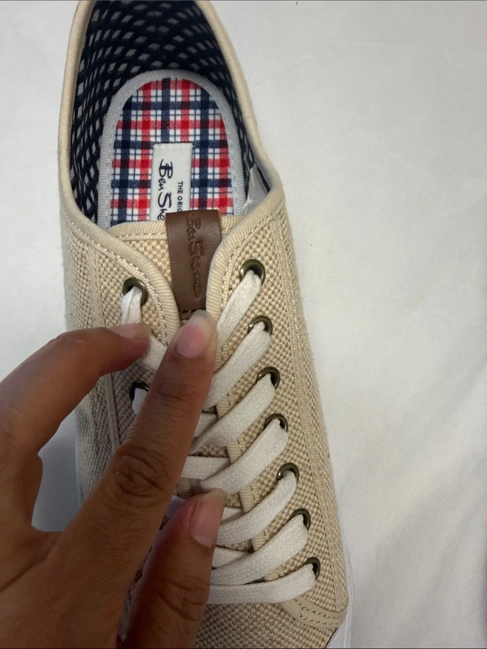 Ben Sherman Men's Beige Canvas Sneakers with White Trim NWOT